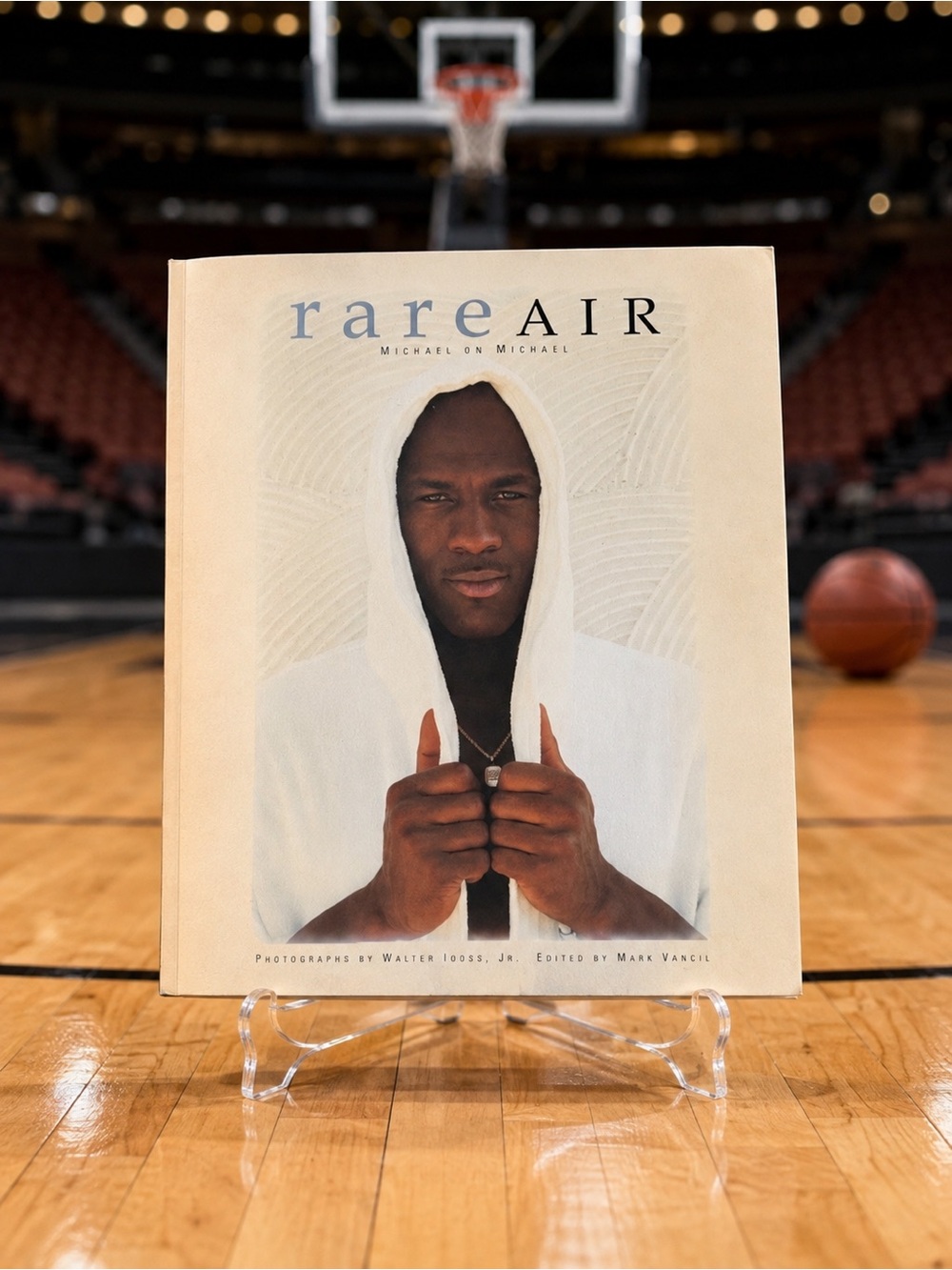 Book Softcover ‘Rare AIR Michael on Michael' First Edition 1993. M. Jordan. VTG
